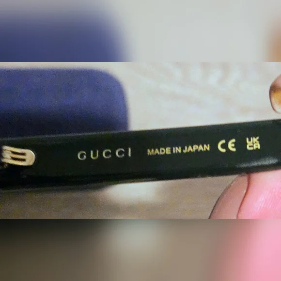 Gucci Sunglasses - Picture 8 of 9